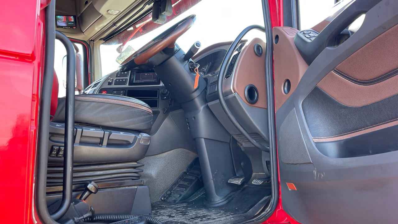 DAF XF 530 - Xe đầu kéo: hình 5 DAF XF 530 - Xe đầu kéo: hình 5
