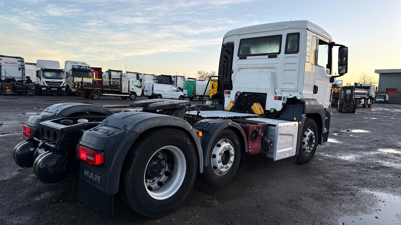 MAN TGS 24.420 - Xe đầu kéo: hình 4 MAN TGS 24.420 - Xe đầu kéo: hình 4