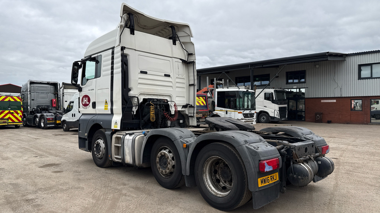 MAN TGX 26.480 - Xe đầu kéo: hình 3 MAN TGX 26.480 - Xe đầu kéo: hình 3