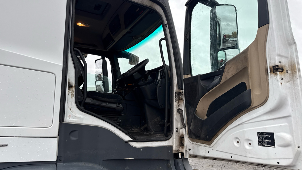 MERCEDES-BENZ ACTROS 2545 - Xe đầu kéo: hình 5 MERCEDES-BENZ ACTROS 2545 - Xe đầu kéo: hình 5
