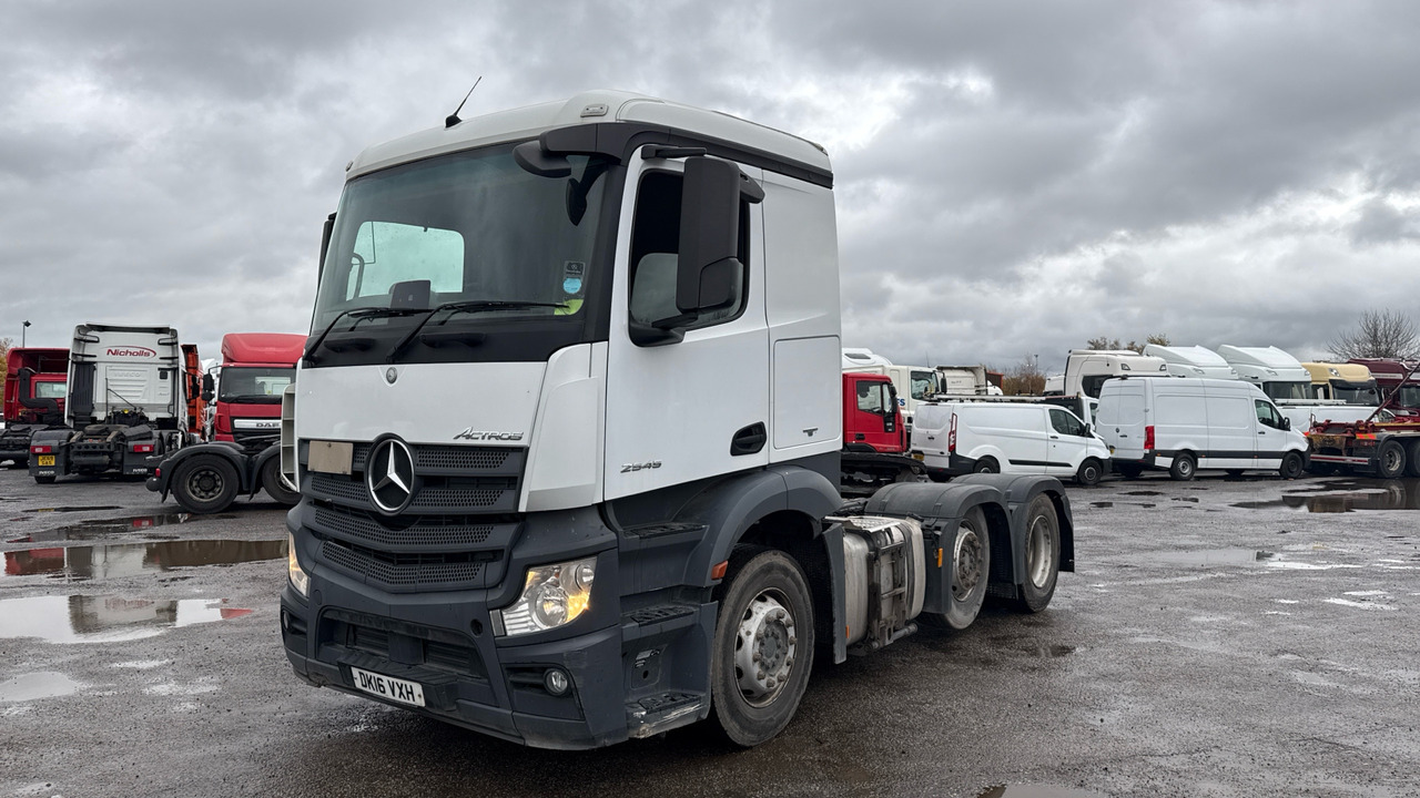 MERCEDES-BENZ ACTROS 2545 - Xe đầu kéo: hình 2 MERCEDES-BENZ ACTROS 2545 - Xe đầu kéo: hình 2