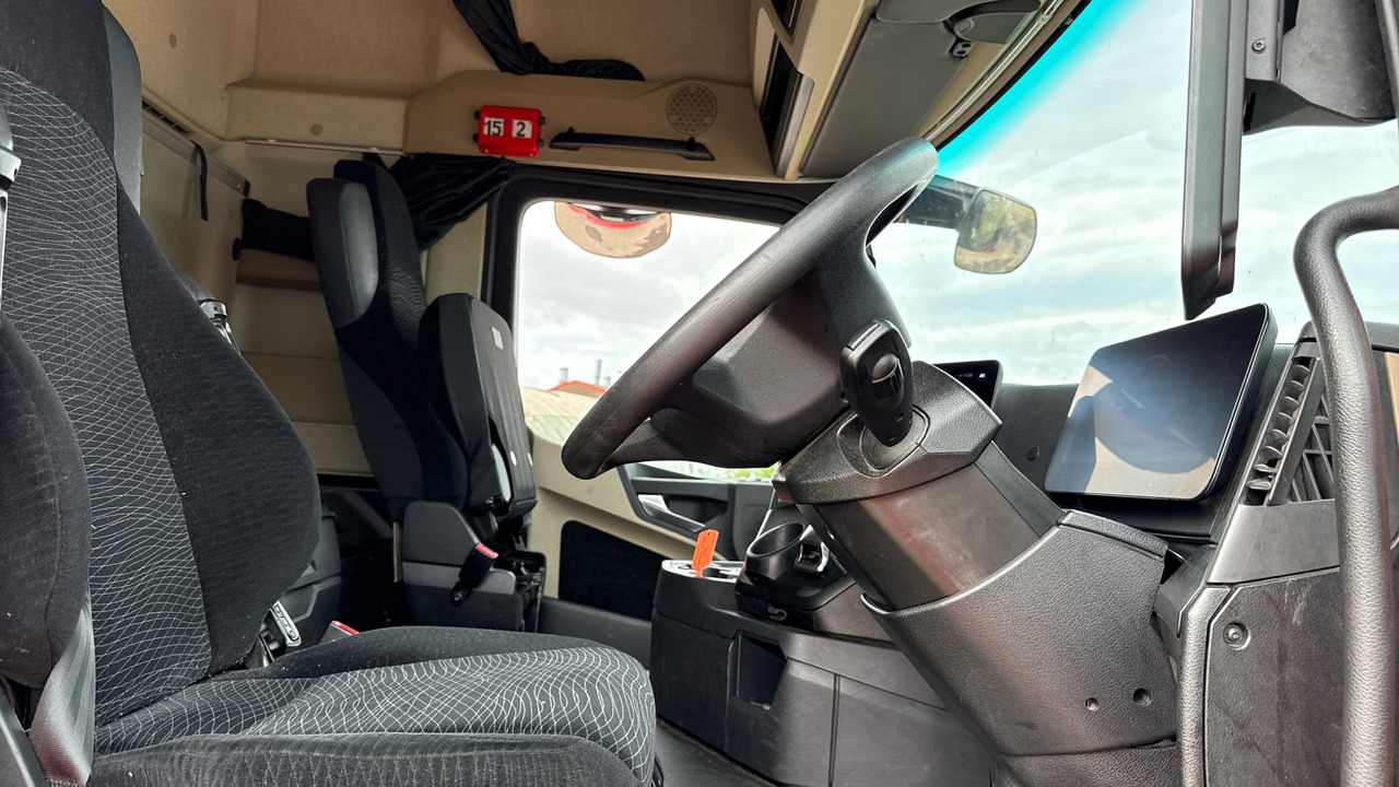 MERCEDES-BENZ ACTROS 2545 - Xe đầu kéo: hình 5 MERCEDES-BENZ ACTROS 2545 - Xe đầu kéo: hình 5