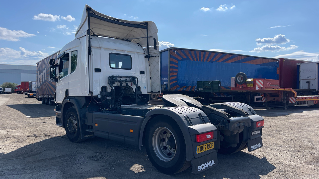 SCANIA P 410 - Xe đầu kéo: hình 3 SCANIA P 410 - Xe đầu kéo: hình 3