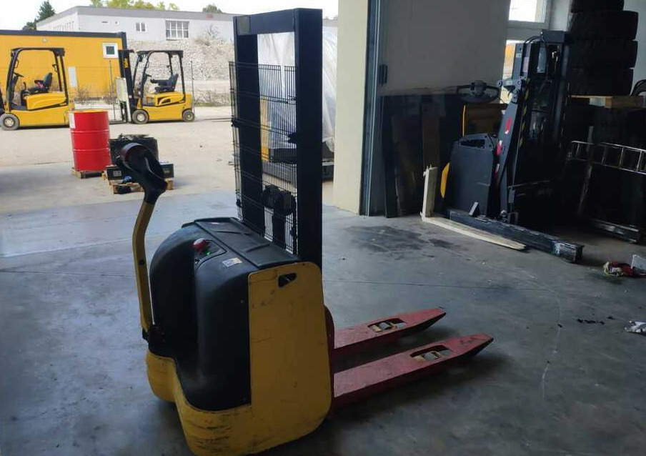Hyster S1.0E - Máy xếp chồng: hình 4 Hyster S1.0E - Máy xếp chồng: hình 4