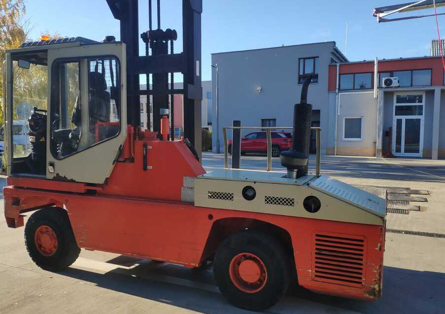 Terex SF50U - Máy chất hàng bên: hình 5 Terex SF50U - Máy chất hàng bên: hình 5