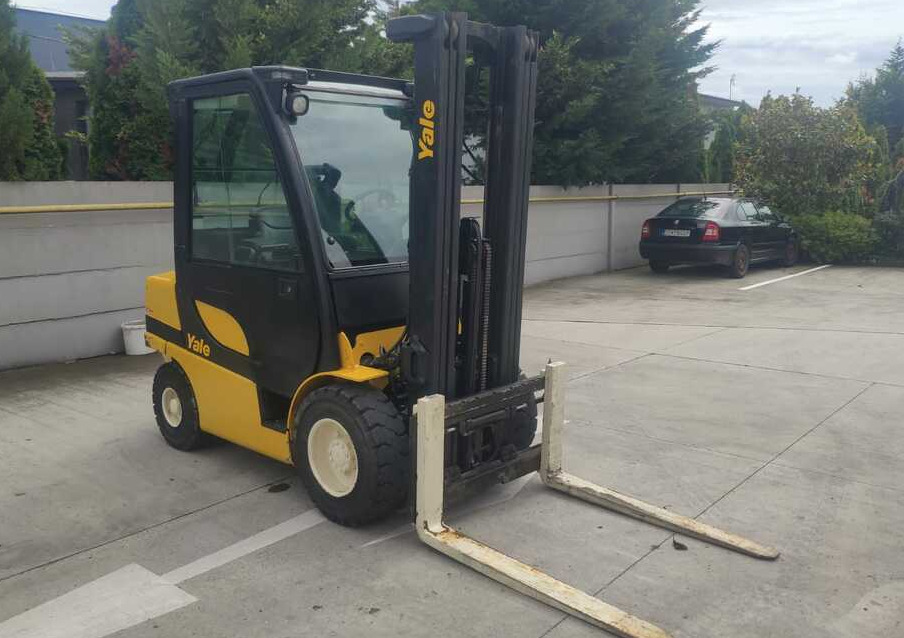 Yale GDP30VX - Xe nâng diesel: hình 4 Yale GDP30VX - Xe nâng diesel: hình 4