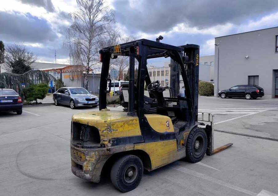 Yale GDP35VX - Xe nâng diesel: hình 3 Yale GDP35VX - Xe nâng diesel: hình 3