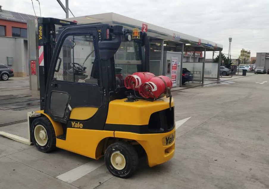Yale GLP35VX - Xe nâng gas: hình 2 Yale GLP35VX - Xe nâng gas: hình 2