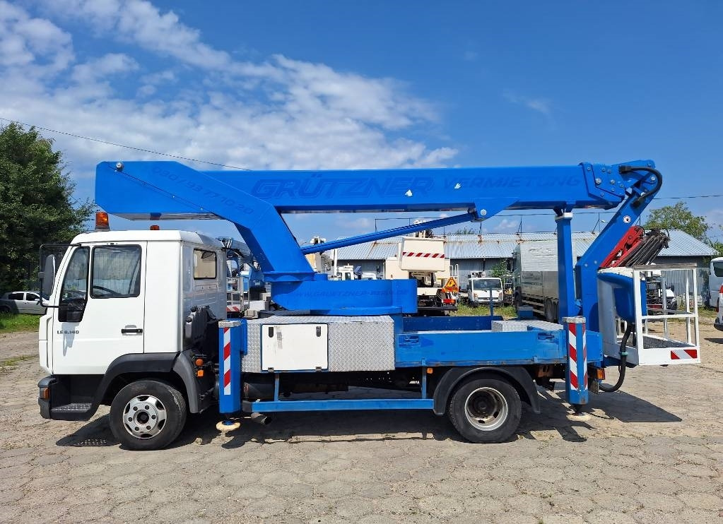 Bison TKA 30 KS - Nền bục trên không gắn trên xe tải: hình 3 Bison TKA 30 KS - Nền bục trên không gắn trên xe tải: hình 3