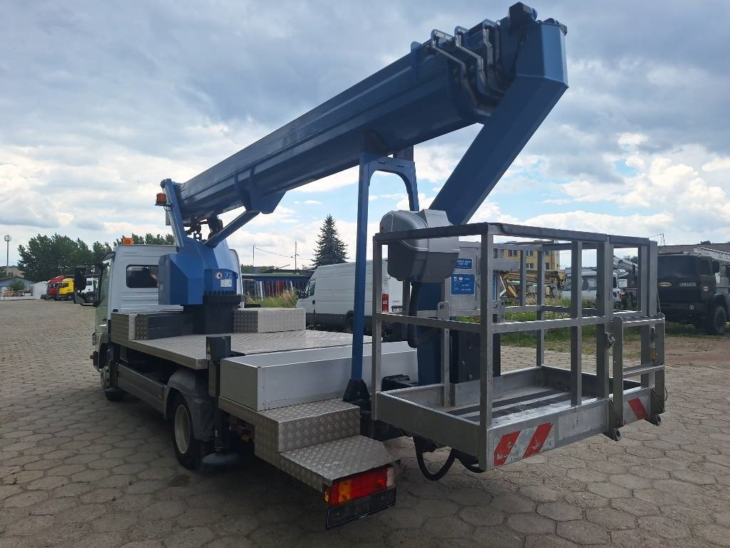 Mercedes-Benz Wumag WT 300 - Xe nâng người hình viễn vọng kính: hình 4 Mercedes-Benz Wumag WT 300 - Xe nâng người hình viễn vọng kính: hình 4