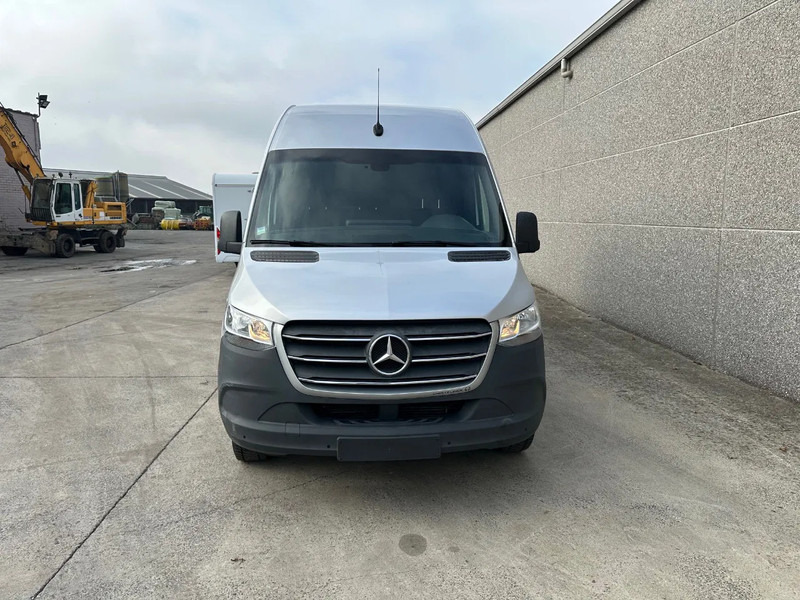Mercedes-Benz Sprinter 316 316 - Xe van chở hàng: hình 5 Mercedes-Benz Sprinter 316 316 - Xe van chở hàng: hình 5