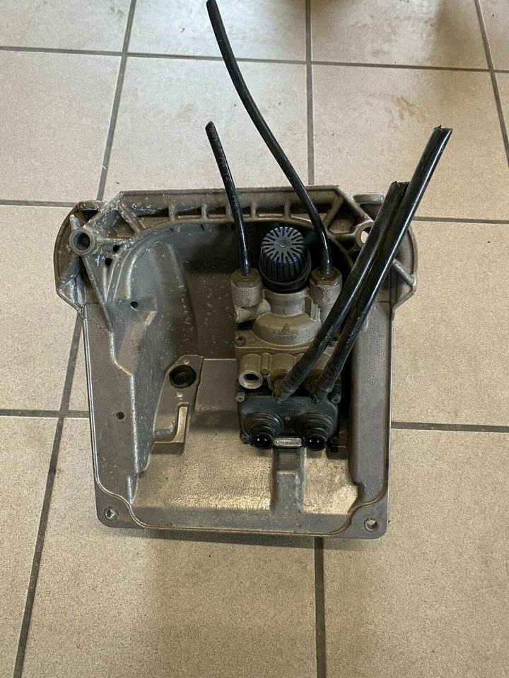 Actros MP2 Fußbremsventil A 934 294 00 01 WABCO 4800010110 - Van phanh cho Xe tải: hình 1 Actros MP2 Fußbremsventil A 934 294 00 01 WABCO 4800010110 - Van phanh cho Xe tải: hình 1