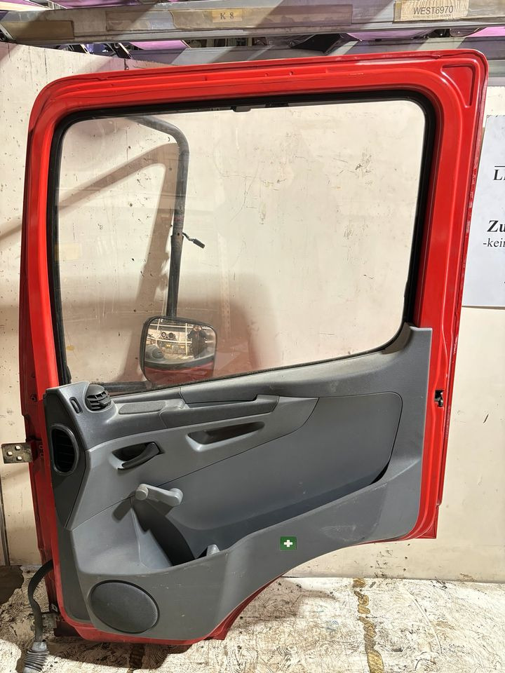 Atego Beifahrertür,rot,Innenverkleidung LN 21 - Cửa và phụ tùng cho Xe tải: hình 3 Atego Beifahrertür,rot,Innenverkleidung LN 21 - Cửa và phụ tùng cho Xe tải: hình 3