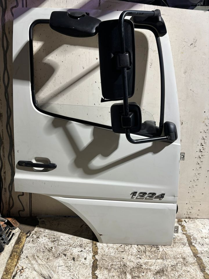 Atego Beifahrertür,weiß,Spiegel&Innenverkleidung LN 22 - Cửa và phụ tùng cho Xe tải: hình 2 Atego Beifahrertür,weiß,Spiegel&Innenverkleidung LN 22 - Cửa và phụ tùng cho Xe tải: hình 2