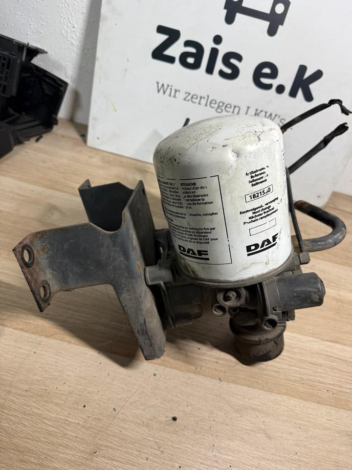 DAF KNORR-BREMSE Lufttrockner II37464N50 AE4528 - Phụ kiện phanh cho Xe tải: hình 3 DAF KNORR-BREMSE Lufttrockner II37464N50 AE4528 - Phụ kiện phanh cho Xe tải: hình 3