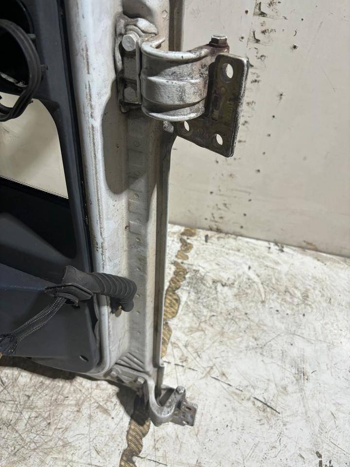 IVECO Euro Cargo Fahrertür, weiß,Spiegel&Verkleidung LN 19 - Cửa và phụ tùng cho Xe tải: hình 4 IVECO Euro Cargo Fahrertür, weiß,Spiegel&Verkleidung LN 19 - Cửa và phụ tùng cho Xe tải: hình 4