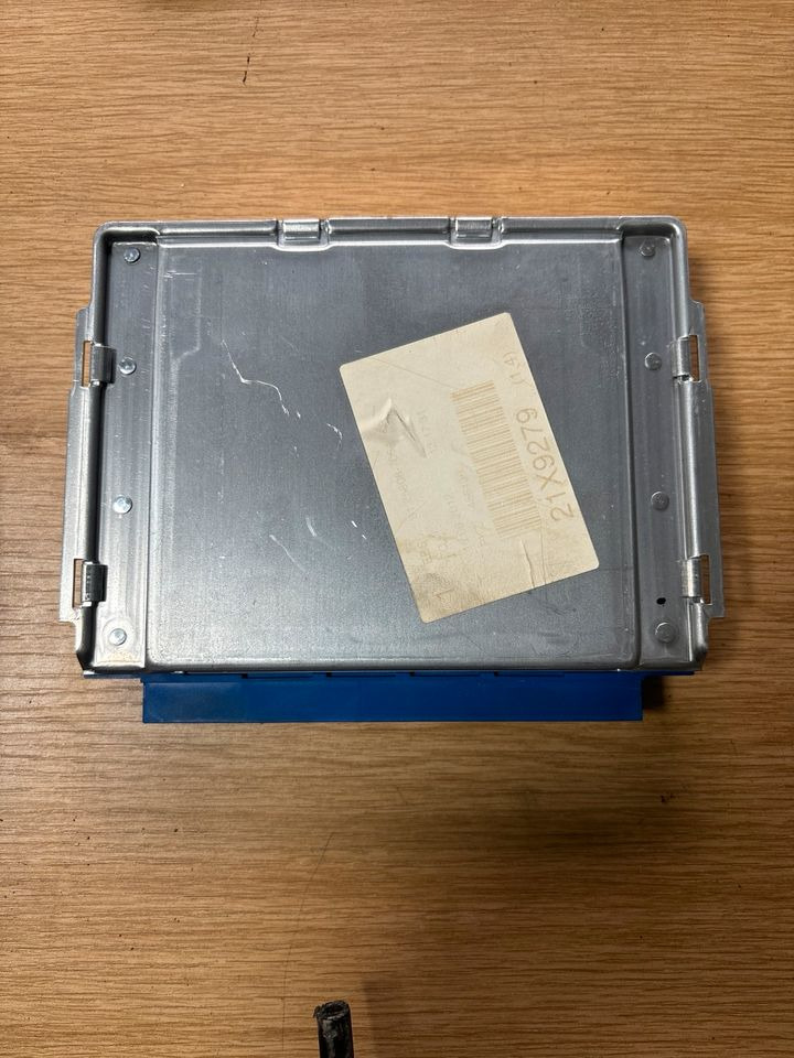 MAN KNORR-BREMSE EBS Steuergerät 81.25808-7064 - ECU cho Xe tải: hình 2 MAN KNORR-BREMSE EBS Steuergerät 81.25808-7064 - ECU cho Xe tải: hình 2