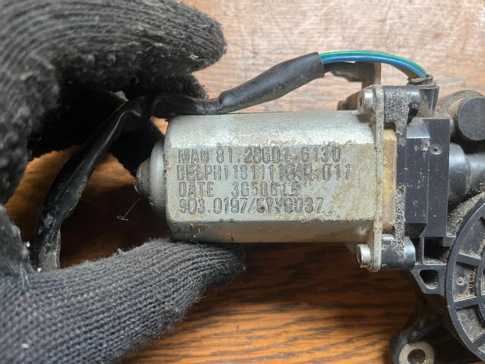 MAN Scheibenwischermotor 81286016130 - Cần gạt nước cho Xe tải: hình 2 MAN Scheibenwischermotor 81286016130 - Cần gạt nước cho Xe tải: hình 2