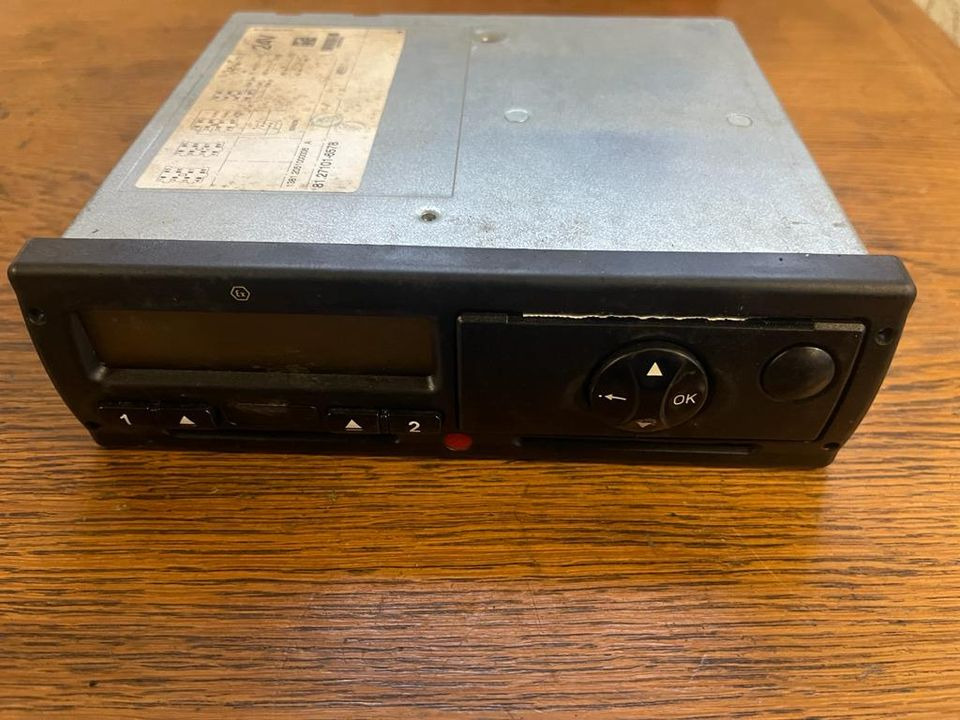 MAN TGX TGS TGA TGL Tachograph 81.27101-6565 - Máy đo tốc độ cho Xe tải: hình 1 MAN TGX TGS TGA TGL Tachograph 81.27101-6565 - Máy đo tốc độ cho Xe tải: hình 1