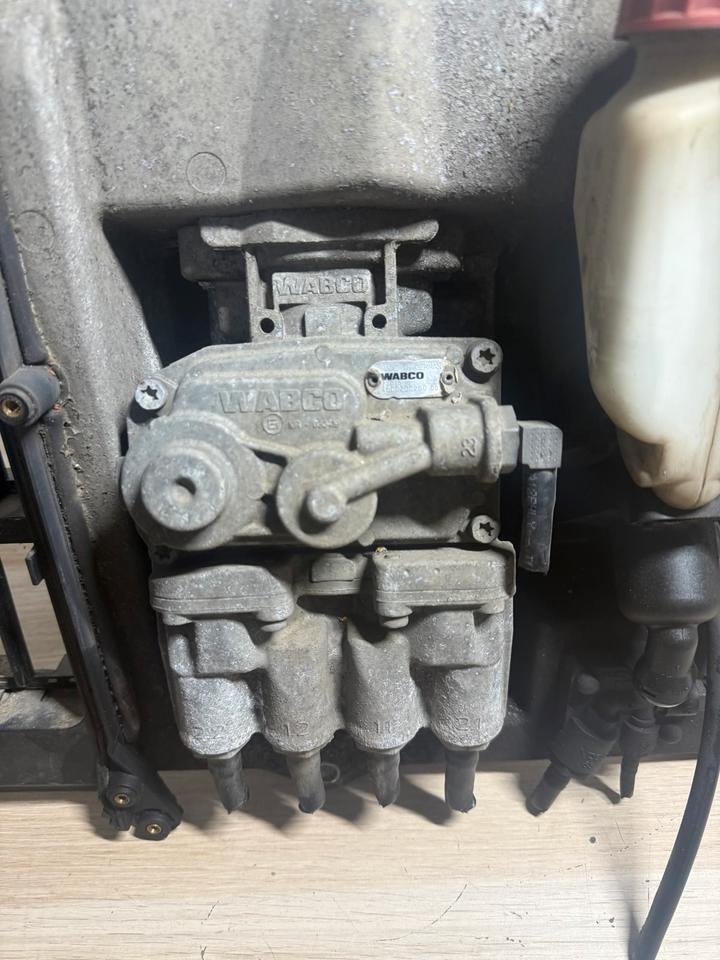 MAN WABCO Fußbremsventil 4800200260 - Phụ tùng phanh cho Xe tải: hình 2 MAN WABCO Fußbremsventil 4800200260 - Phụ tùng phanh cho Xe tải: hình 2