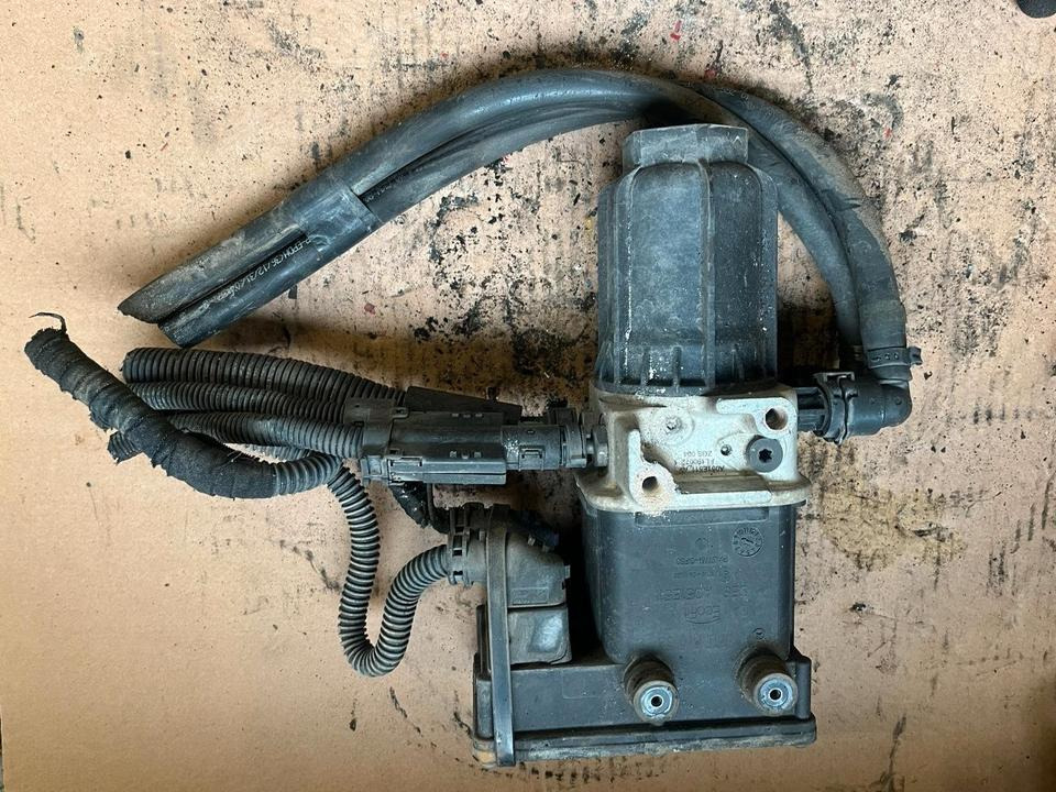 Mercedes Actros MP4 AdBlue Pumpe A0001405378 - Bơm nhiên liệu cho Xe tải: hình 1 Mercedes Actros MP4 AdBlue Pumpe A0001405378 - Bơm nhiên liệu cho Xe tải: hình 1