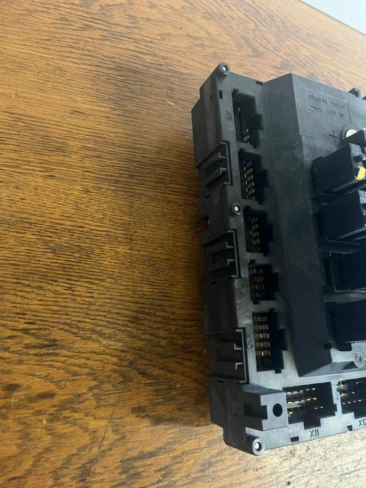 Cầu chì cho Xe tải Mercedes Actros MP4 Single-SAM Sicherungskasten A0014467658: hình 6