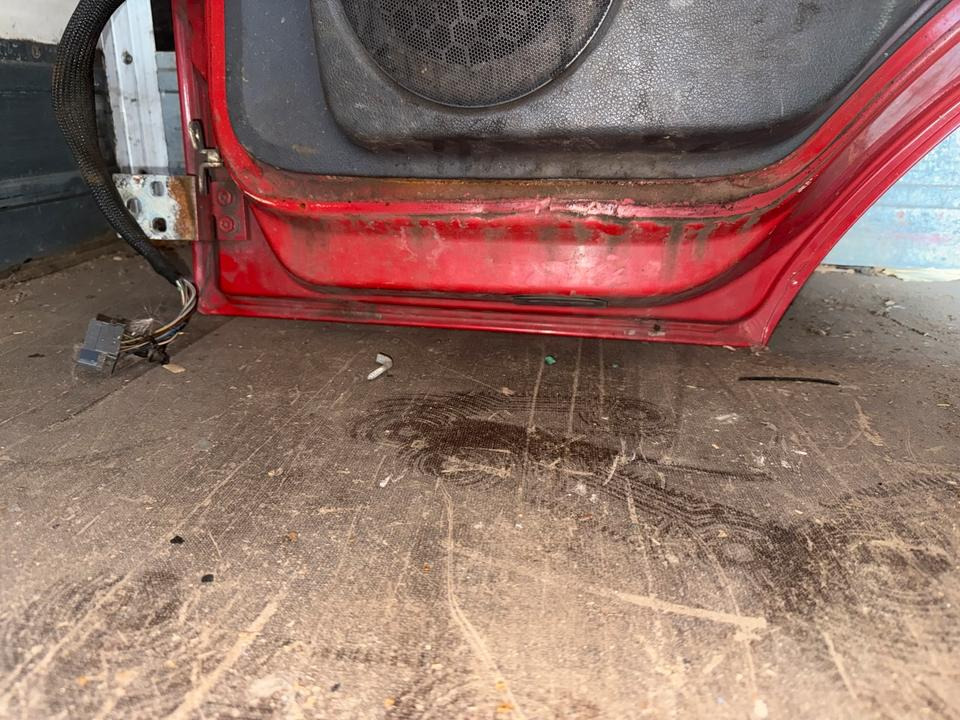 Mercedes Atego 2 Beifahrertür Rot Spiegel Innenverkleidung LN 77 - Cửa và phụ tùng cho Xe tải: hình 3 Mercedes Atego 2 Beifahrertür Rot Spiegel Innenverkleidung LN 77 - Cửa và phụ tùng cho Xe tải: hình 3