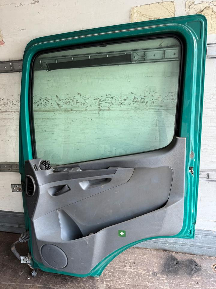 Mercedes Atego Beifahrertür Grün Innenverkleidung LN 71 - Cửa và phụ tùng cho Xe tải: hình 2 Mercedes Atego Beifahrertür Grün Innenverkleidung LN 71 - Cửa và phụ tùng cho Xe tải: hình 2