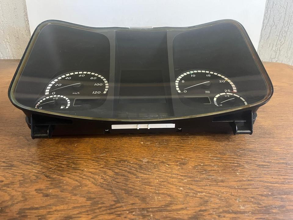 Mercedes Benz Actros MP4 Kombiinstrument / Tacho A0104464621 - Bảng điều khiển cho Xe tải: hình 5 Mercedes Benz Actros MP4 Kombiinstrument / Tacho A0104464621 - Bảng điều khiển cho Xe tải: hình 5