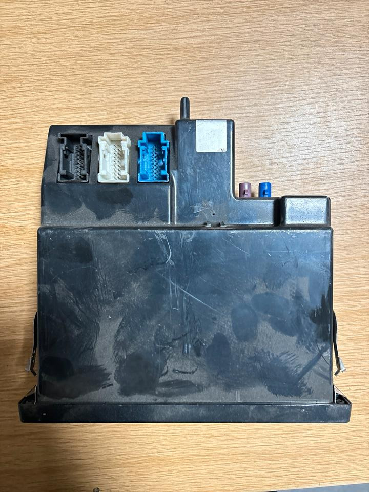 Mercedes-Benz FLEETBOARD ADVANCED Tachograph A0004460760 - Máy đo tốc độ cho Xe tải: hình 4 Mercedes-Benz FLEETBOARD ADVANCED Tachograph A0004460760 - Máy đo tốc độ cho Xe tải: hình 4