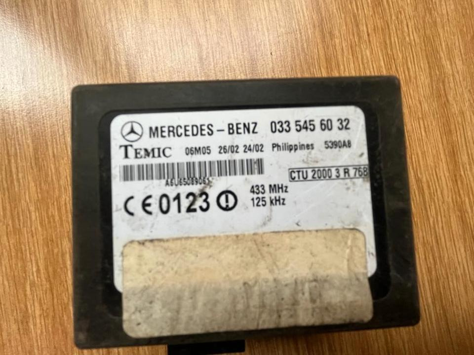Mercedes Benz Vito W638 Wegfahrsperre Modul 0335456032 - ECU cho Xe tải: hình 2 Mercedes Benz Vito W638 Wegfahrsperre Modul 0335456032 - ECU cho Xe tải: hình 2