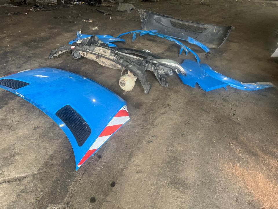 Mercedes Sprinter Frontpaket Komplet - Thân xe và ngoại thất cho Xe tải: hình 5 Mercedes Sprinter Frontpaket Komplet - Thân xe và ngoại thất cho Xe tải: hình 5