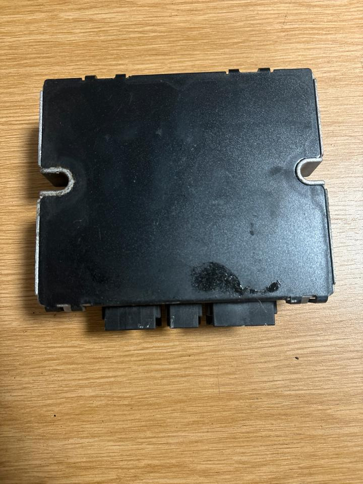 Renault FCU H 24V Beleuchtungssteuergerät 7420753000 - ECU cho Xe tải: hình 2 Renault FCU H 24V Beleuchtungssteuergerät 7420753000 - ECU cho Xe tải: hình 2