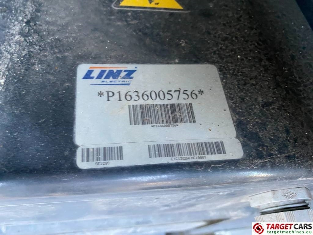 Tháp thắp sáng Atlas Copco QLB60 Tower Light 4x350W Led: hình 14 Tháp thắp sáng Atlas Copco QLB60 Tower Light 4x350W Led: hình 14