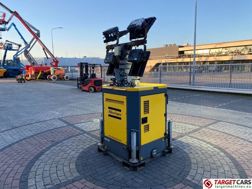 Atlas Copco QLB60 Tower Light 4x350W Led - Tháp thắp sáng: hình 2 Atlas Copco QLB60 Tower Light 4x350W Led - Tháp thắp sáng: hình 2