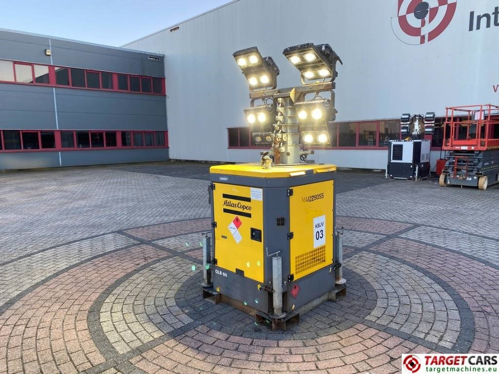 Atlas Copco QLB60 Tower Light 4x350W Led - Tháp thắp sáng: hình 4 Atlas Copco QLB60 Tower Light 4x350W Led - Tháp thắp sáng: hình 4