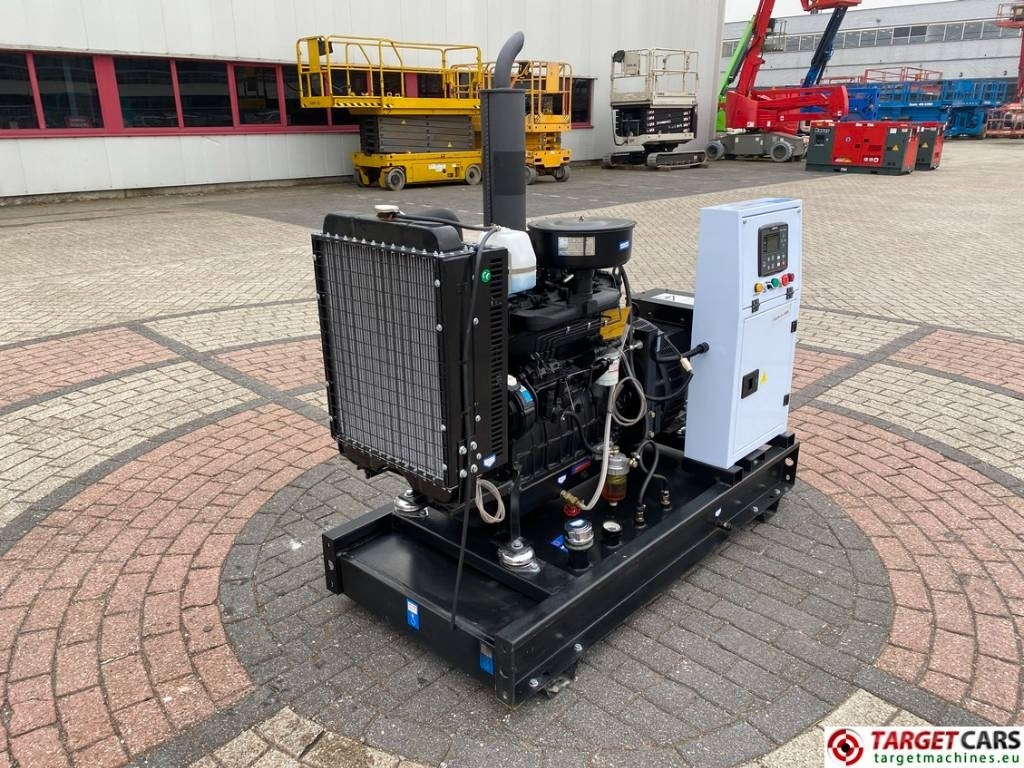 Bauer GF-24KW Diesel 30KVA Generator 400/230V - Bộ phát điện: hình 2 Bauer GF-24KW Diesel 30KVA Generator 400/230V - Bộ phát điện: hình 2