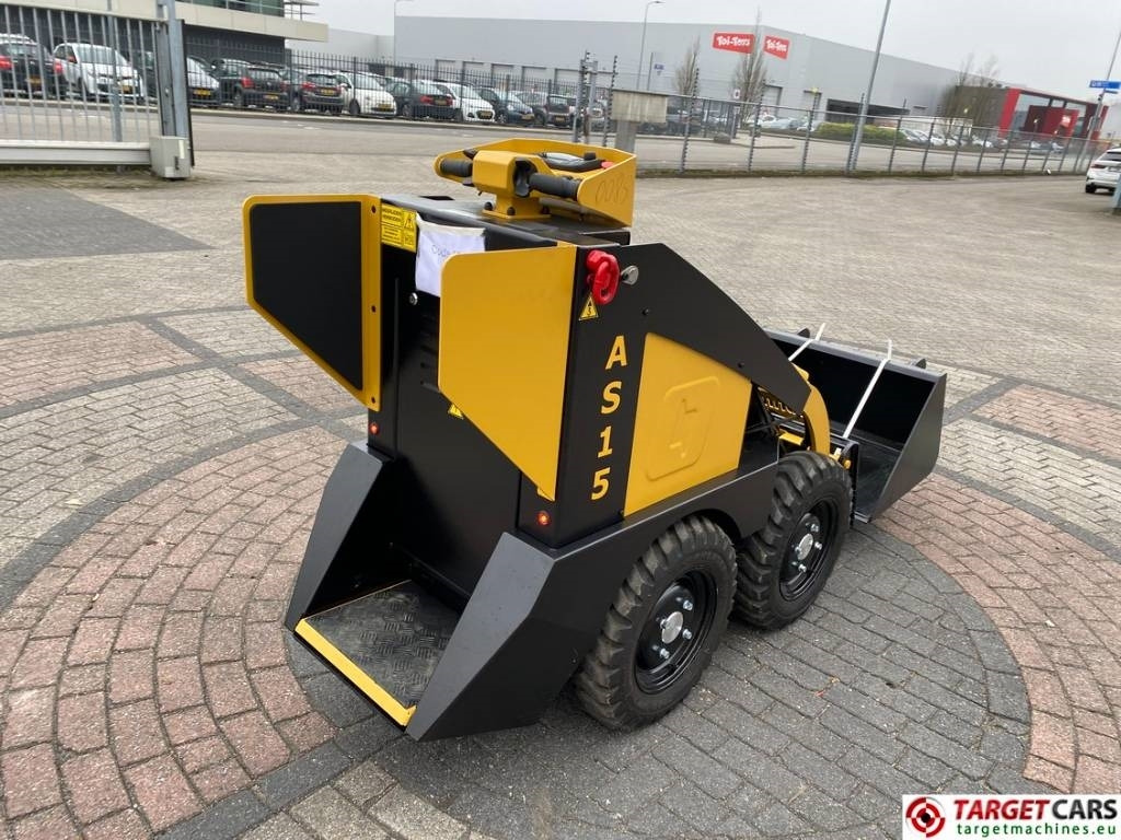 Conmeq AS15 Mini Skid Steer Loader 4x4 Electric - Máy xúc lật đa năng: hình 3 Conmeq AS15 Mini Skid Steer Loader 4x4 Electric - Máy xúc lật đa năng: hình 3