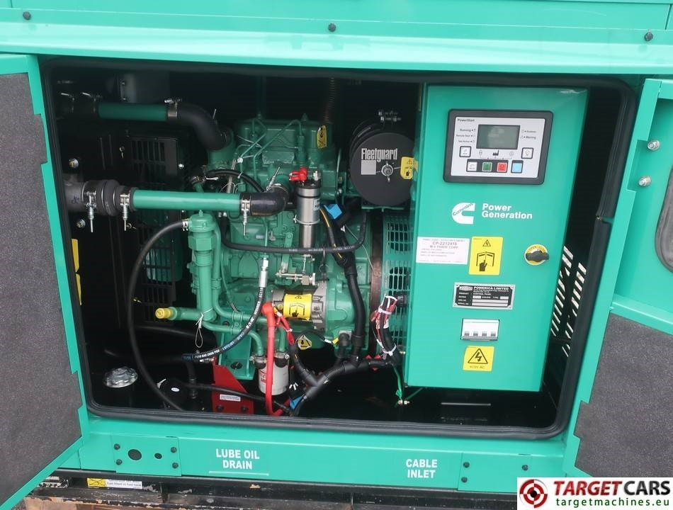 Cummins C15D5P Diesel 15KVA Generator 415V/230V Stamford - Bộ phát điện: hình 5 Cummins C15D5P Diesel 15KVA Generator 415V/230V Stamford - Bộ phát điện: hình 5
