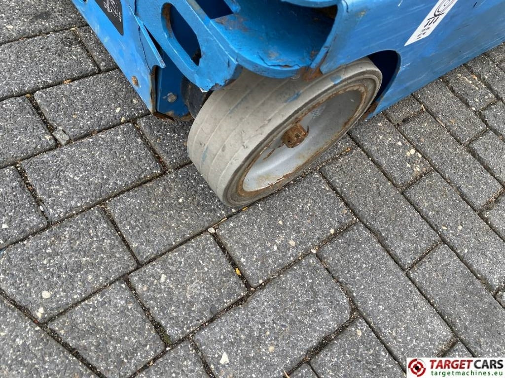 Máy nâng người thẳng đứng Genie GR15 Runabout Electric Vertical Mast Lift 652cm: hình 23