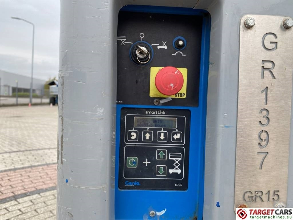 Máy nâng người thẳng đứng Genie GR15 Runabout Electric Vertical Mast Lift 652cm: hình 11
