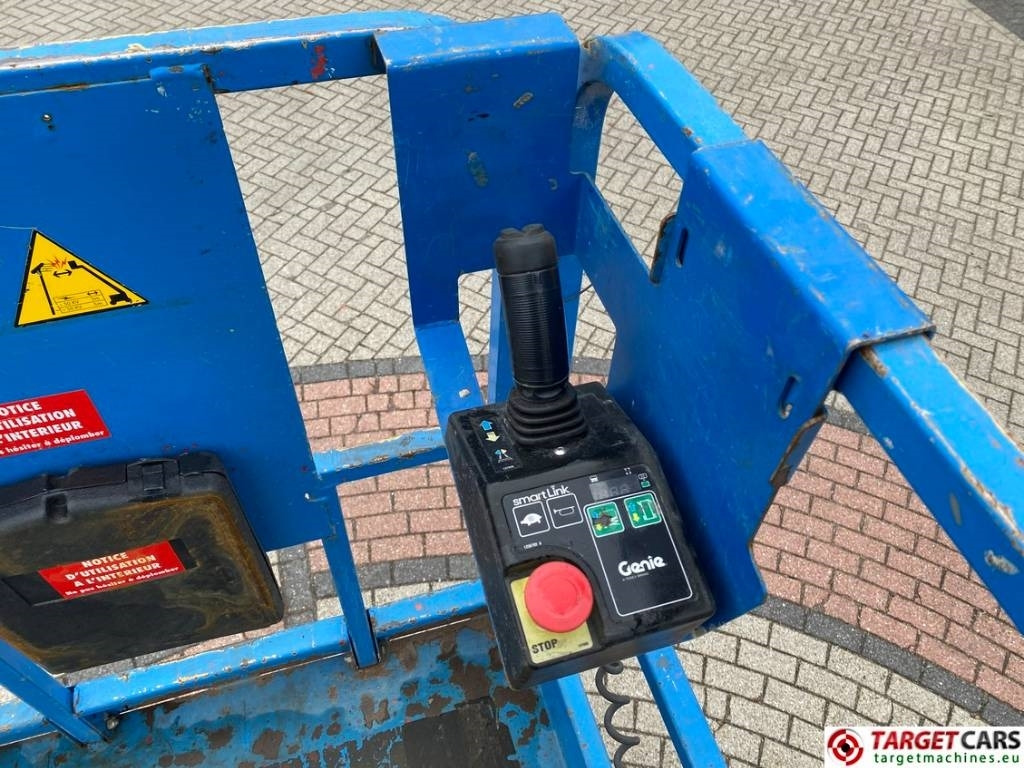 Cho thuê Genie GS-4047 Electric Scissor Work Lift 1389cm  Genie GS-4047 Electric Scissor Work Lift 1389cm: hình 9