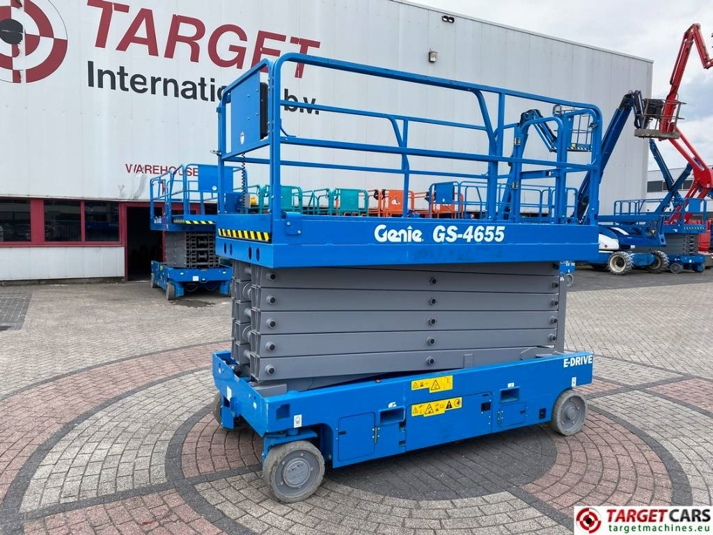Genie GS-4655 Electric E-Drive Scissor Work Lift 1595cm - Máy nâng người hình kéo: hình 1 Genie GS-4655 Electric E-Drive Scissor Work Lift 1595cm - Máy nâng người hình kéo: hình 1