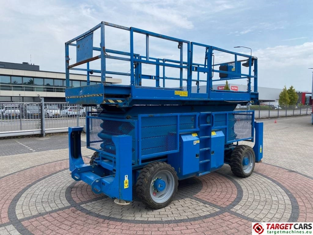 Genie GS-5390RT Diesel 4x4 Scissor Work Lift 1815cm - Máy nâng người hình kéo: hình 3 Genie GS-5390RT Diesel 4x4 Scissor Work Lift 1815cm - Máy nâng người hình kéo: hình 3