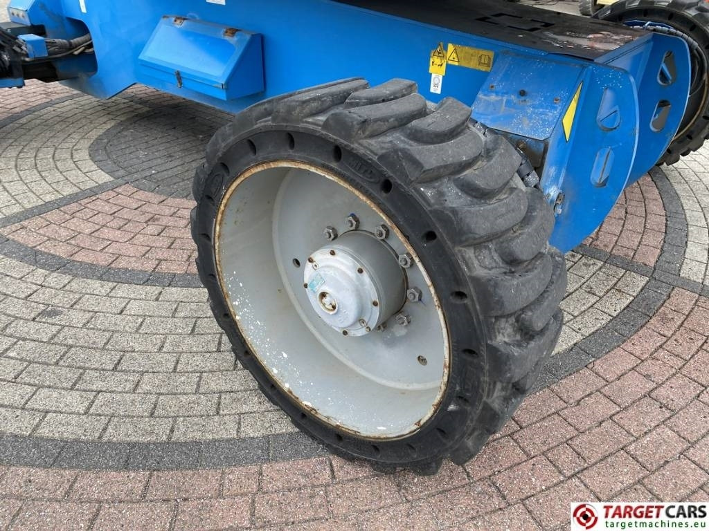 Cho thuê Genie S-100HD Articulated 4x4x4 Diesel Boom Lift 3248cm  Genie S-100HD Articulated 4x4x4 Diesel Boom Lift 3248cm: hình 24