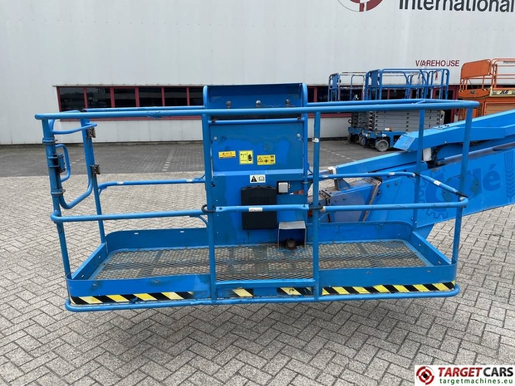 Cho thuê Genie S-100HD Telescopic 4x4x4 Diesel Boom Lift 3248cm  Genie S-100HD Telescopic 4x4x4 Diesel Boom Lift 3248cm: hình 17