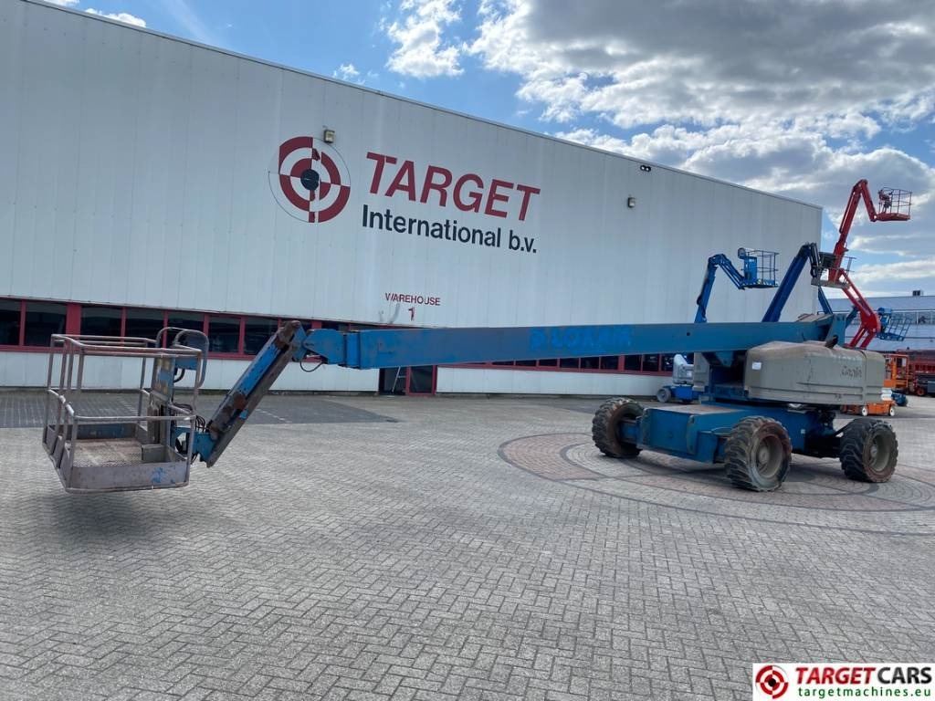 Genie S-85 Telescopic 4x4 Diesel Boom Work Lift 2790cm - Xe nâng người hình viễn vọng kính: hình 1 Genie S-85 Telescopic 4x4 Diesel Boom Work Lift 2790cm - Xe nâng người hình viễn vọng kính: hình 1