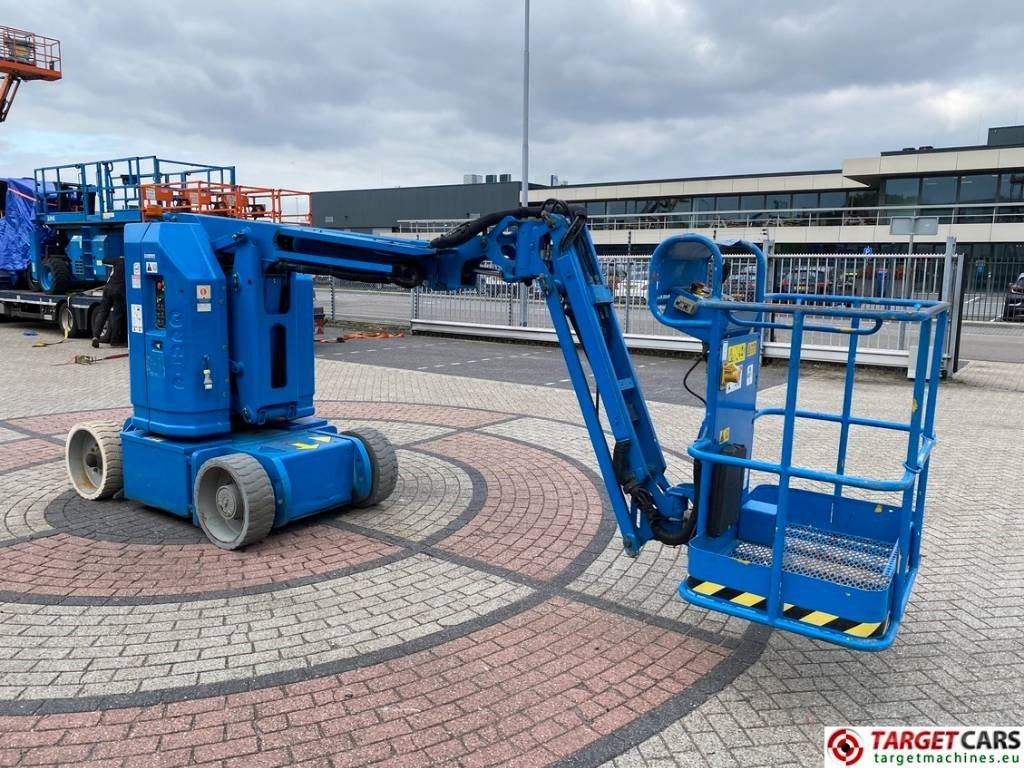 Genie Z-30/20N RJ Articulated Electric Boom Lift 1110cm - Xe nâng người nhiều khớp nối: hình 2 Genie Z-30/20N RJ Articulated Electric Boom Lift 1110cm - Xe nâng người nhiều khớp nối: hình 2