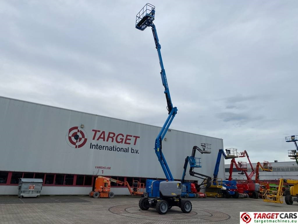 Genie Z-45/25J RT Diesel 4x4 Articulated Boom Lift 16M - Xe nâng người nhiều khớp nối: hình 5 Genie Z-45/25J RT Diesel 4x4 Articulated Boom Lift 16M - Xe nâng người nhiều khớp nối: hình 5