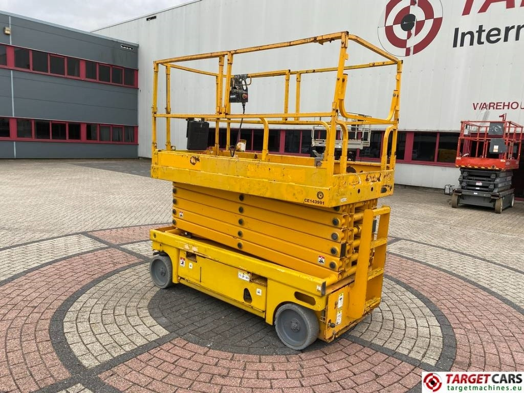 Haulotte Compact 14 Electric Scissor Work Lift 1385cm - Máy nâng người hình kéo: hình 4 Haulotte Compact 14 Electric Scissor Work Lift 1385cm - Máy nâng người hình kéo: hình 4